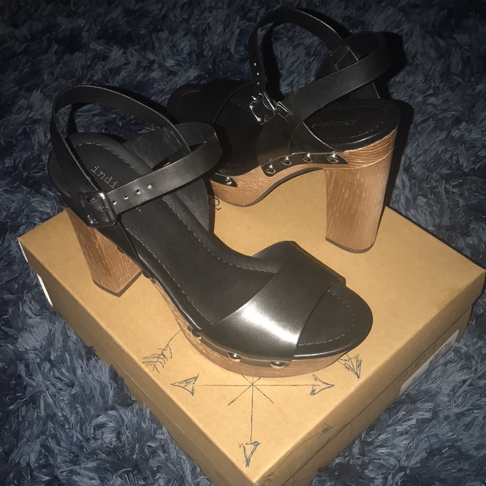 Indigo Platform Sandals